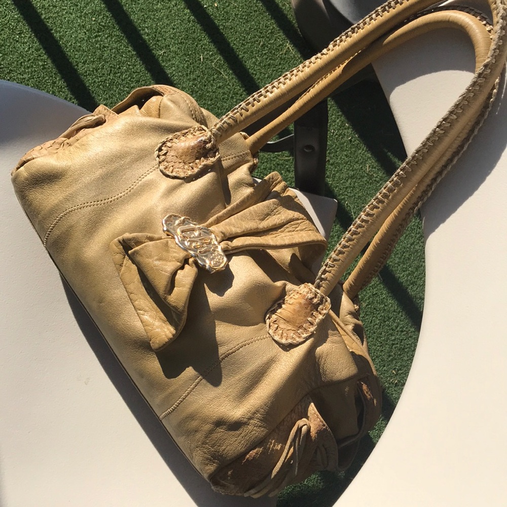 Chi Gold  Lamb/Snake Skin Bag W/Matching Cosmetic Bag